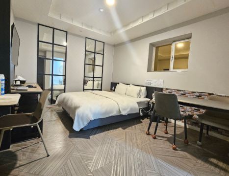 Ilsan Wainscot Hotel