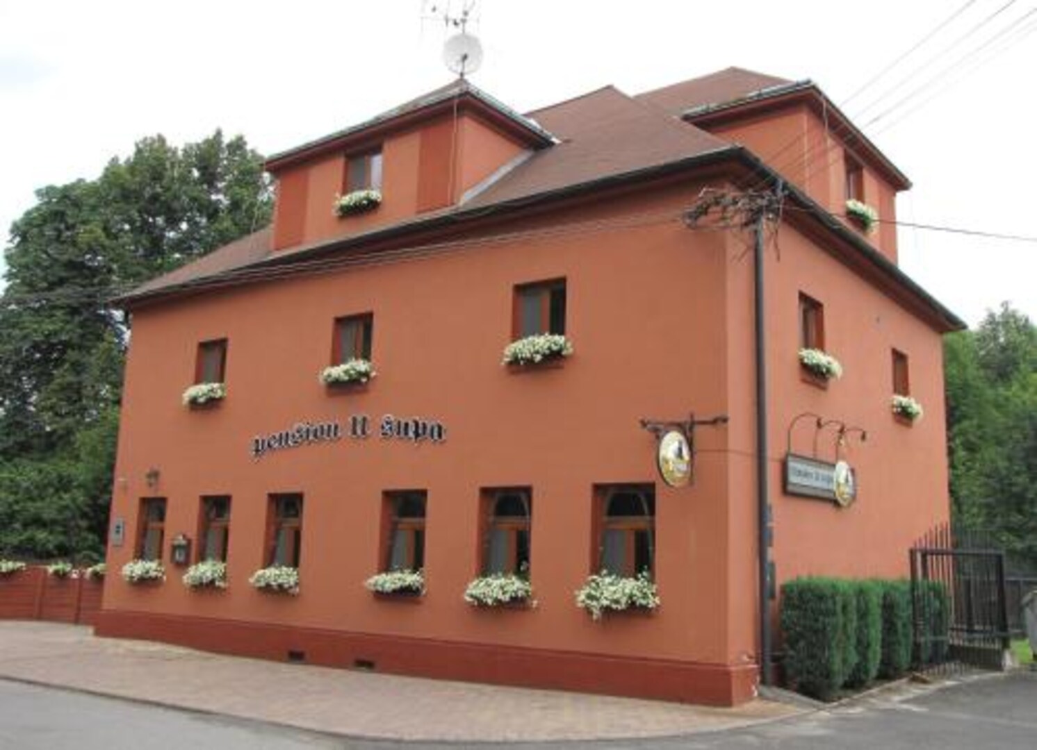 Penzion Vulture Havirov-官方