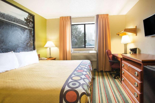 贝克利温德姆速8酒店