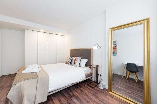 GuestReady - Ceuta Pintada Quadrada