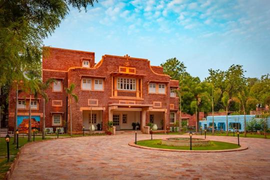 Bhadrajun Fort-官方