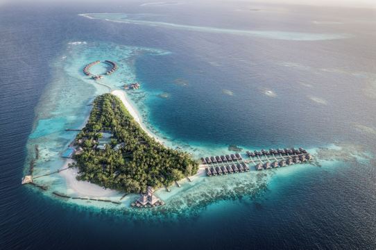 Coco Bodu Hithi - 50% Off Shared Roundtrip Speedboat for Stays until 31st October 2026