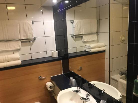 Sir Thomas Hotel Room Type - Twin Room