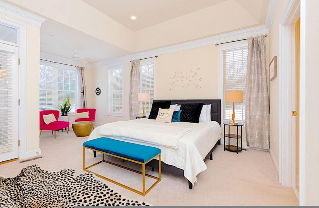 斯託尼克裏克溫特格林小屋帶電動車充電器