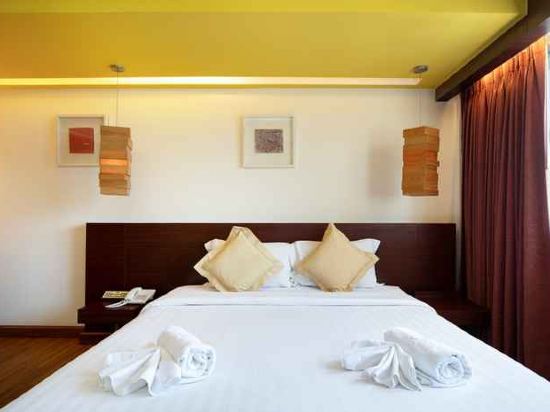 Veronica Residence Room Type - Business Deluxe Double Room Veronica Residence Room Type - Business Deluxe Double Room