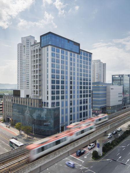 Isquare Hotel-官方