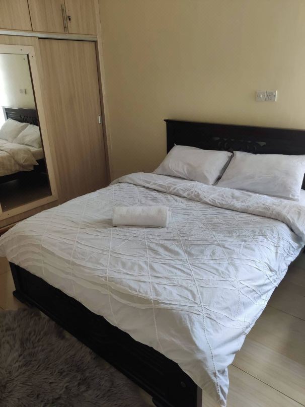 Spacious 1bedroom- Apartment