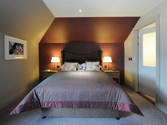 Macdonald Windsor Hotel Room Type - Standard Double Room