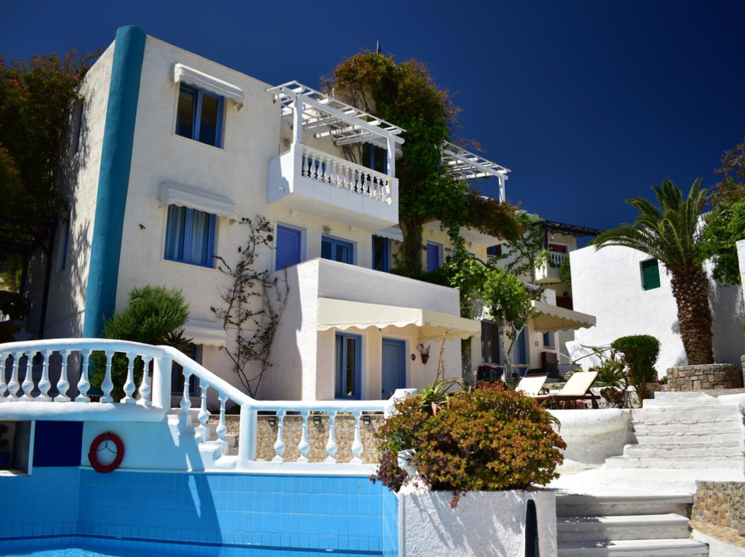 Gorgeous Studio for 2 People, Swimming Pool and Sea View