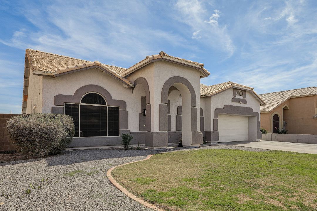 < 1 Mi to Talking Stick Amp! Family Escape w/ Pool
