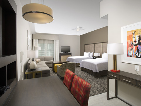 比斯坎湾酒店住宿-迈阿密市区/布里克尔希尔顿惠庭套房酒店