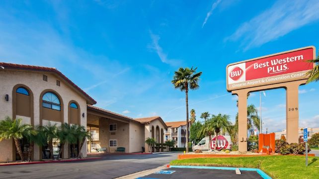 拜亚布兰卡海滩度假村-官方