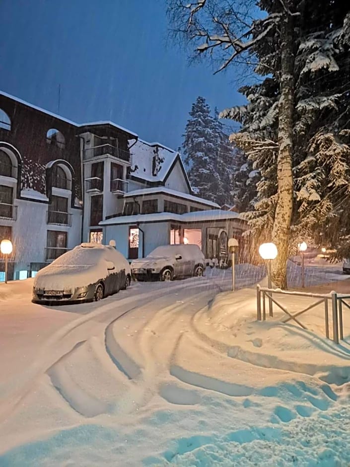 St. George Hotel-官方