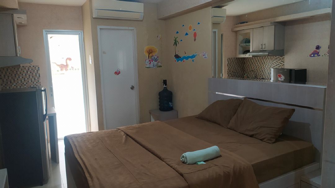 Studio Room Apartemen Kalibata City By Aisyah Ling