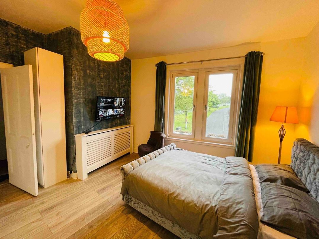 1 Bedroom Pet Friendly Apt Wd Free Wifi, Parking, Netflix & Pool Table. Sleeps 3