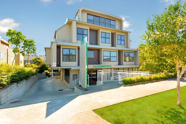 亚历山大品质套房酒店-官方