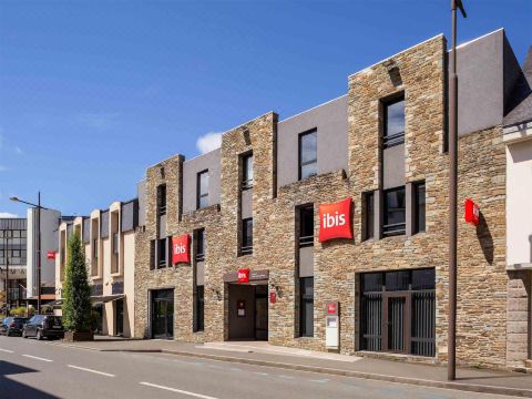 Ibis Lannion Côte de Granit Rose