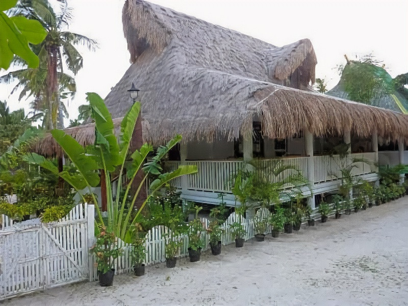 Aabana Beach & Watersport Resort