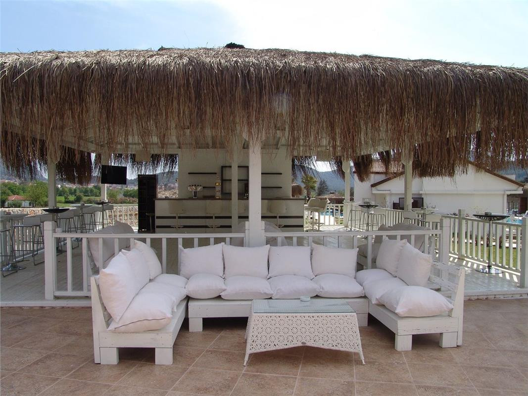 萨拉苏假日度假村及水疗中心