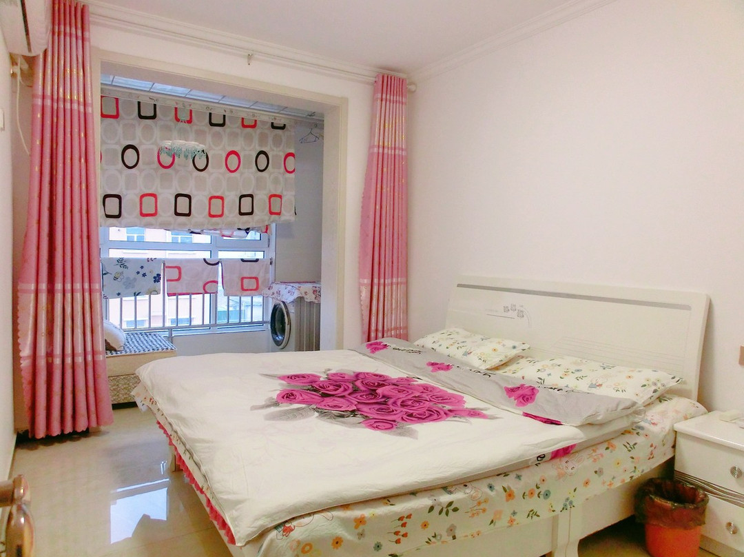 房东小小白公寓(太行道2号分店)