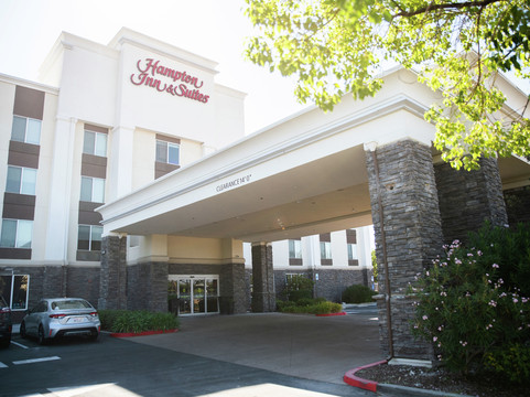 弗雷斯诺酒店住宿-Hampton Inn & Suites Fresno