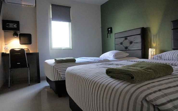 Langowan酒店住宿-Jhoanie Hotel