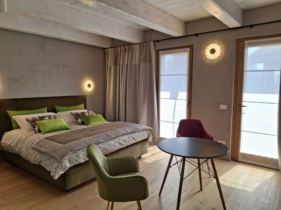 Decanter House - Wine Resort Alto Piemonte