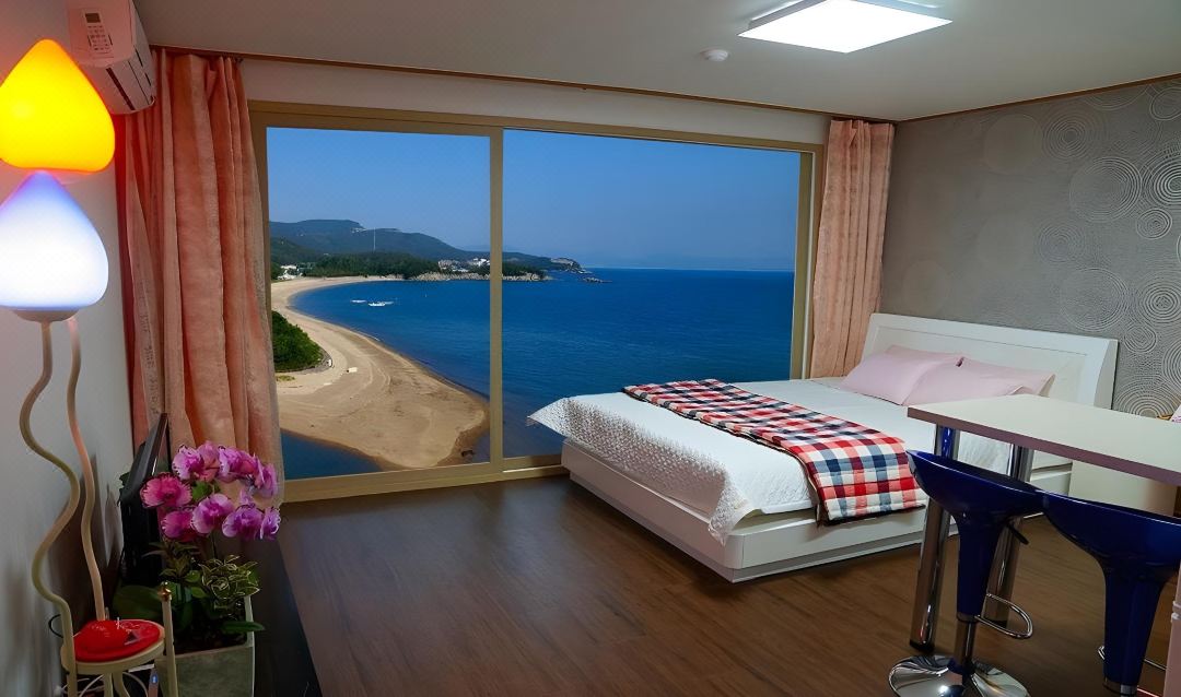 Byeonsanbando Jayjay Resort