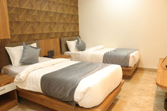 Hotel Maxsun Gwalior