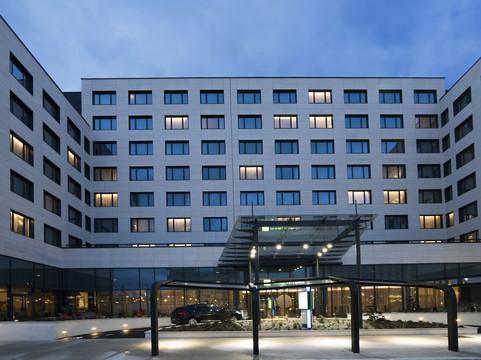 Louvres酒店住宿-Holiday Inn Express Paris - Cdg Airport By IHG