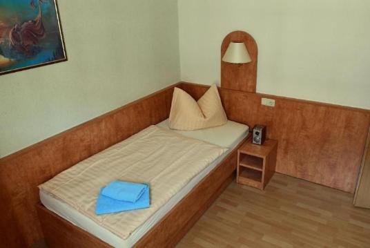 金鸡图林根克洛斯酒店-官方