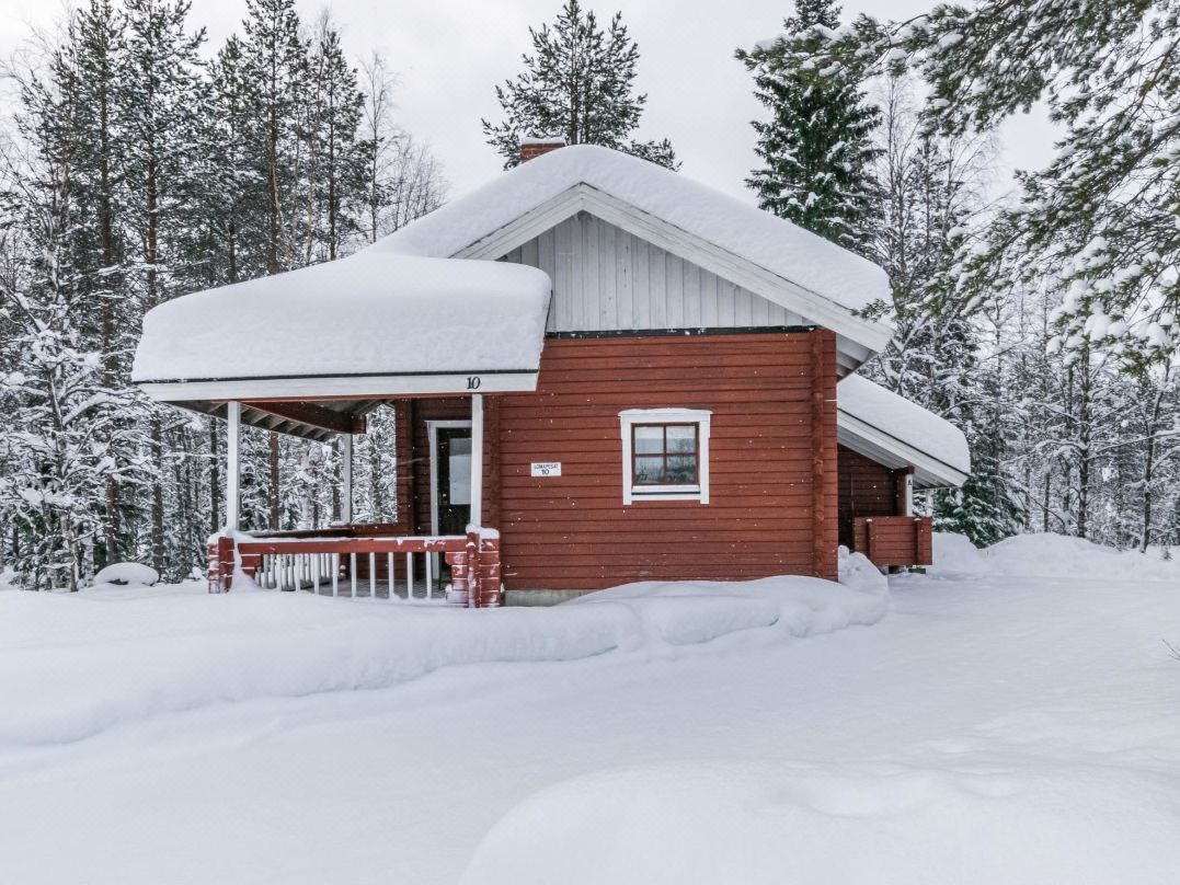 Lomapesä 10a