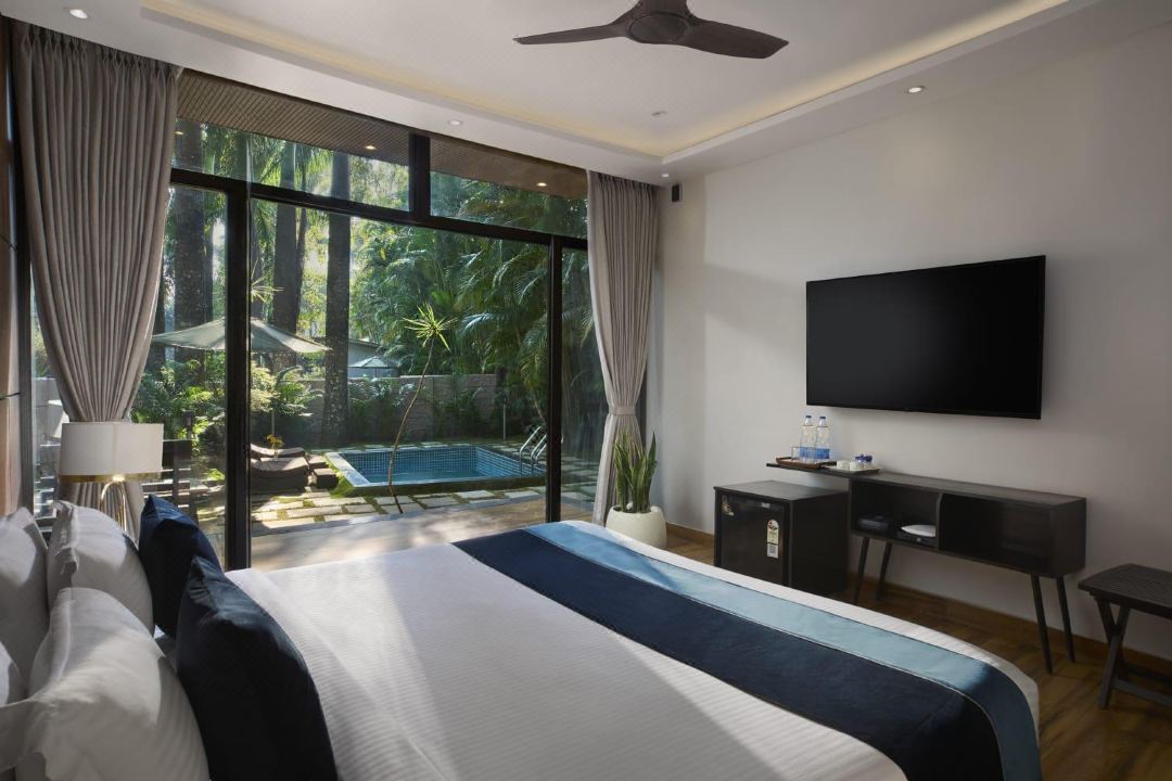 Pixotell Azzure - The Luxury Boutique Hotel