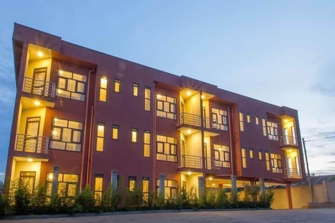 Daks Hotel Kirinya