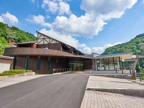 穴吹蓝色别墅酒店-官方