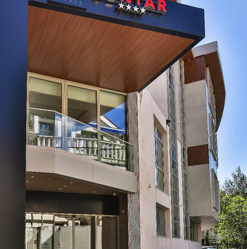 Carine Hotel Centar