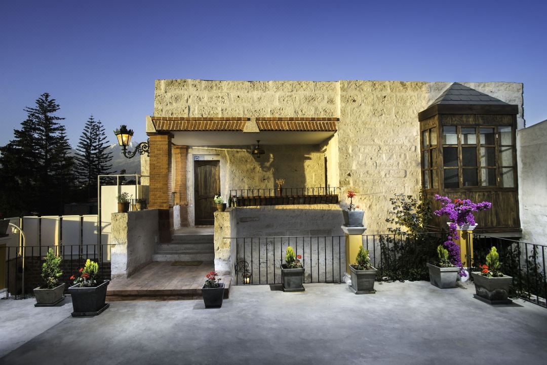 拉胡斯特里亞酒店