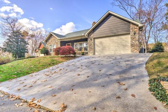 Saddleback Retreat by Beyond Expectations