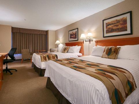 Best Western Plus Calgary Centre Inn Room Type - Queen Room with Two Queen Beds - Non-Smoking