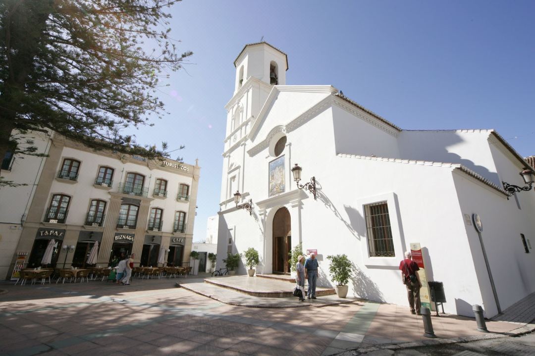 Toboso Apar - Turis