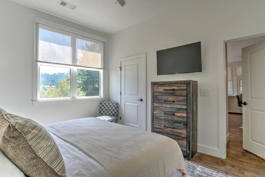 Pet Friendly Central Downtown Asheville