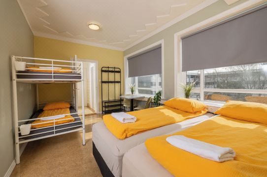 Hostel B47