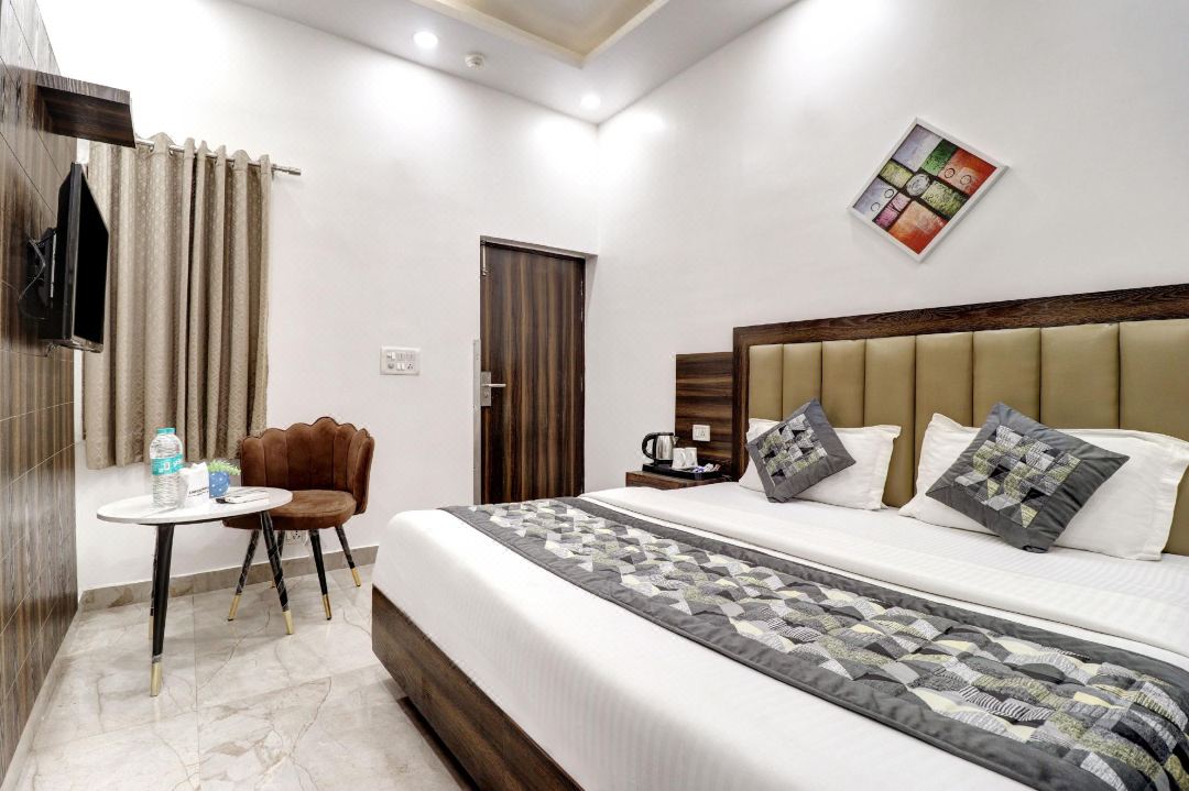 Hotel Emporio DX