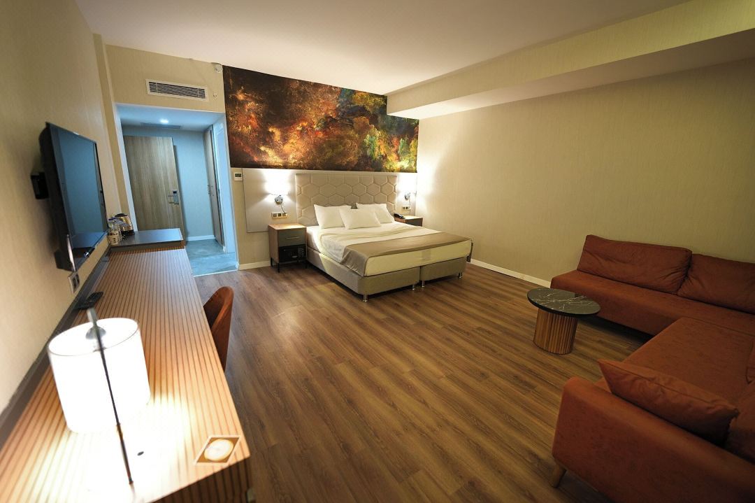 dayman hotel