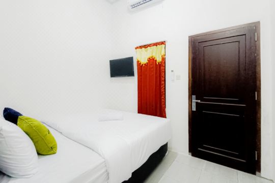 Urbanview Elnino & Elfabio @ Klaten City