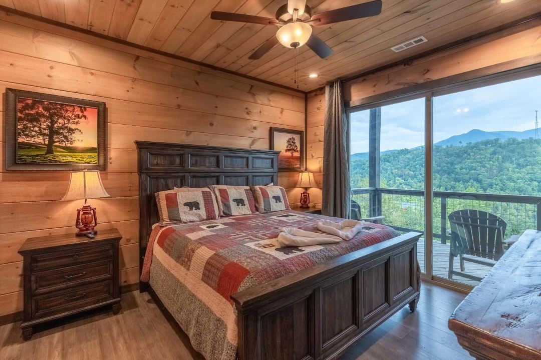 New Lux 4 King Suites Hot Tub Game Rm Xbox