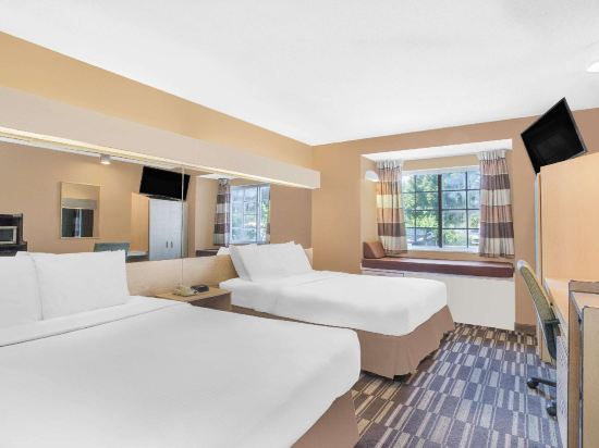 Microtel Inn and Suites - Salisbury Room Type - Queen Room with Two Queen Beds - Non-Smoking