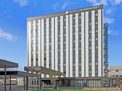敦贺Granbinario酒店