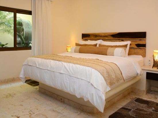 El Taj Oceanfront & Beachside Condo Hotel Room Type - Deluxe One-Bedroom Suite