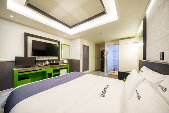 羣山Hera自助入住汽車旅館